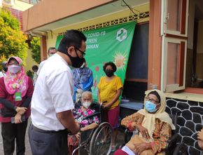 Ribuan Lansia di Gondomanan Yogyakarta Jalani Vaksinasi Covid-19
