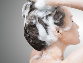 Rajin Keramas Setiap Hari Bikin Rambut Sehat atau Rambut Rusak? Begini Penjelasannya dari Sisi Kesehatan