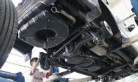 Dipakai buat Mudik Natal dan Tahun Baru, Jangan Lupa Cuci Kolong Mobil!