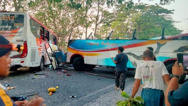 Kecelakaan Bus Eka Cepat dengan Bus Sugeng Rahayu di Ngawi, 4 Orang Tewas