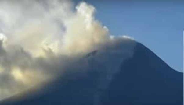 Siaga! Gunung Merapi Luncurkan Awan Panas Radius 1.300 Meter ke Arah Tenggara dan Barat Daya