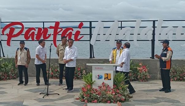Habiskan Rp96 Miliar Benahi Pantai Malalayang Manado, Jokowi Ajak Warga Jaga Kebersihan