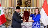 Presiden Prabowo Dianugerahi Penghargaan “Grand Cross of the Order of the Sun of Peru”