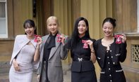BLACKPINK Dapat Gelar Kehormatan dari Kerajaan Inggris, Diberikan Langsung oleh Raja Charles III