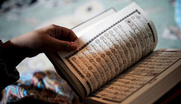 Berita Terkini: Ancam Sobek Al-Quran, Wanita Ini Diringkus Polisi