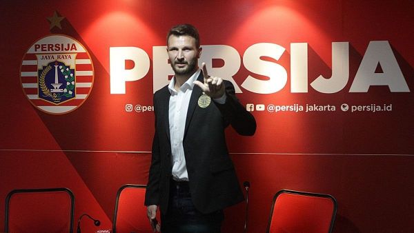 Persija Resmi Boyong Marco Motta