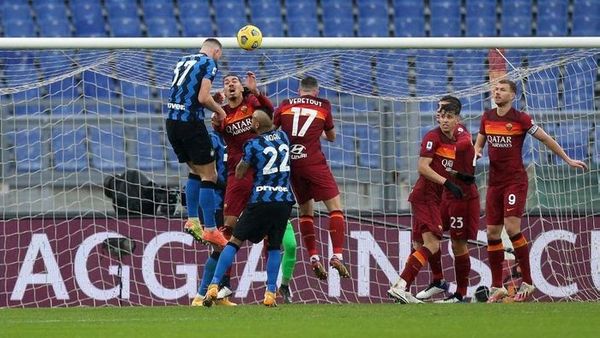 Sengit, Inter Milan vs AS Roma 2-2