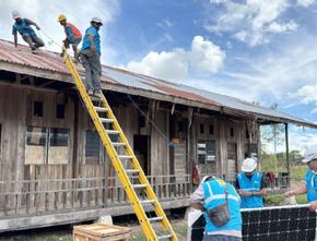 PLN Pasok Listrik ke 2 Sekolah di Wilayah 3T Papua dengan Inovasi SuperSUN