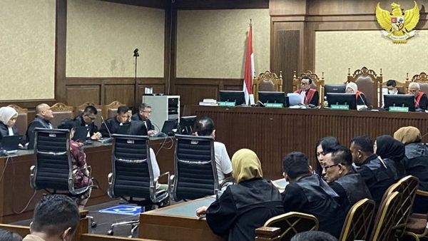 Terbukti Suap Hakim, Ibunda Ronald Tannur Divonis 3 Tahun Penjara dan Denda Rp500 juta