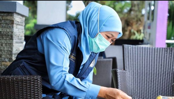 Bantahan Gubernur Khofifah yang Dituding Bikin Kerumuman Ultah: Kapasitas Ruangan 1.500 Diisi 49 Orang!