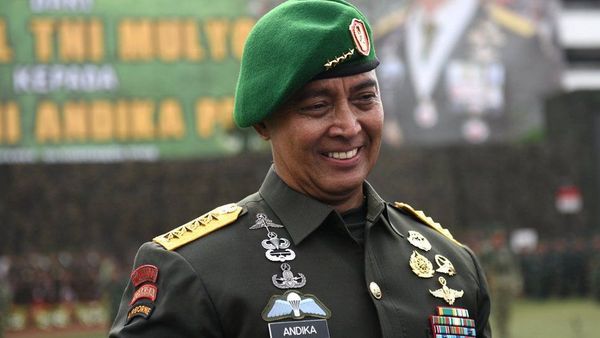 Jenderal Andika Lepas Jokowi ke Luar Negeri Dianggap Sinyal Bakal Jadi Panglima, Pengamat: Itu Berlebihan
