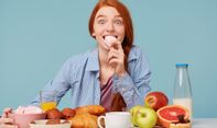 Hati-Hati! Bukannya Malah Bikin Sehat, Makan Banyak saat Sahur Memicu 5 Risiko Ini