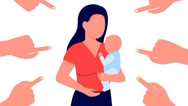 Cara Jitu Hadapi Mom Shaming oleh Psikolog