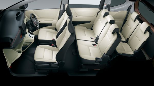Intip Interior Honda Freed,  Mobil High-End MPV Terpopuler Kalangan Anak Muda!